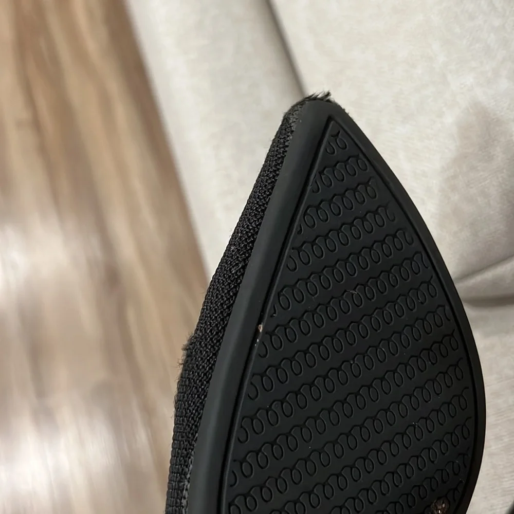 Black Rothy Point Size 9.5 - Picture 5 of 10